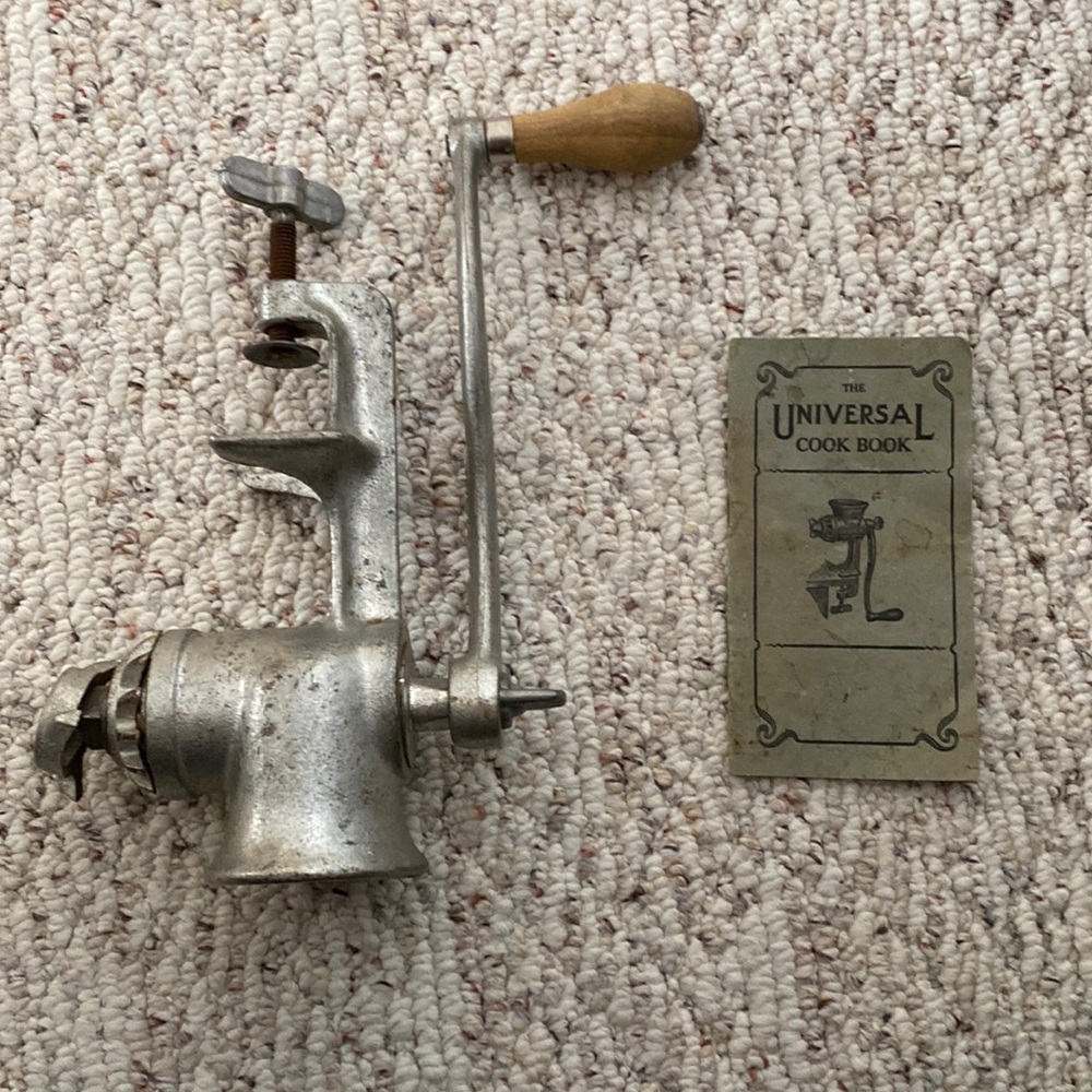 Vintage, universal food chopper